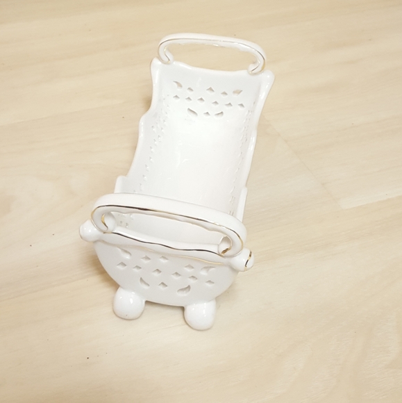 Vintage porcelain gold cracker tray kitchen serve - Picture 2 of 2